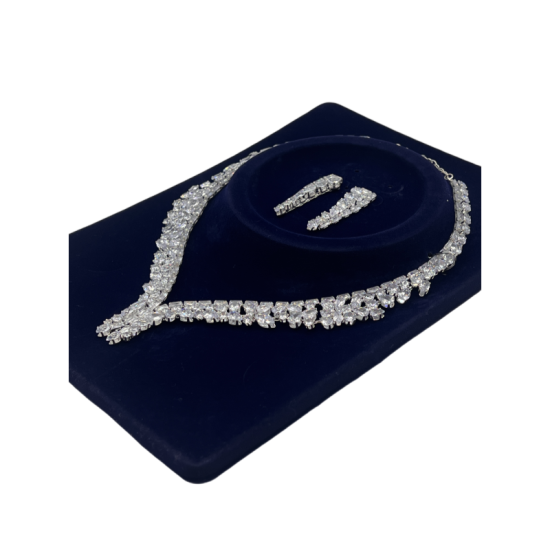 Super Flash Earring Necklace Set High-End Clavicle Chain Two-Piece Set Super Flash Earring Necklace Set High-End Clavicle Chain Two-Piece Set